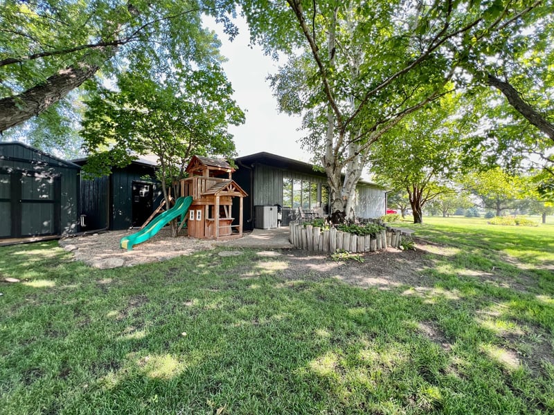 185 Rita Rd, Ortonville, MN 56278