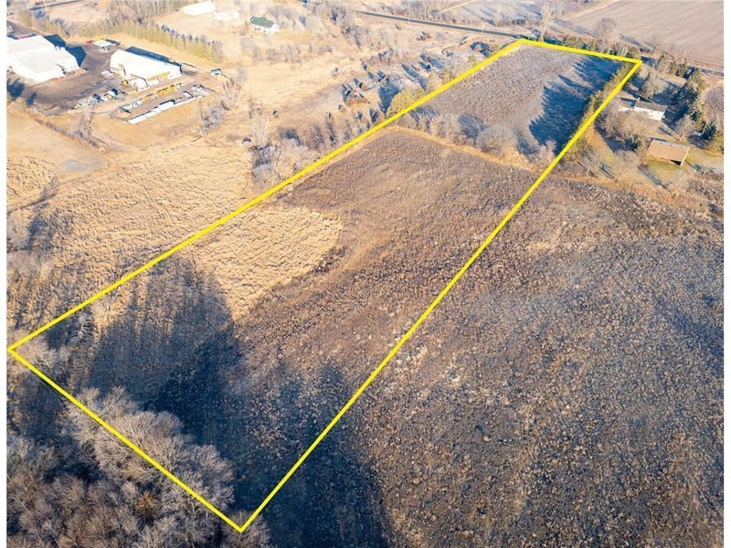 31639 Park Trl, Center City, MN 55012