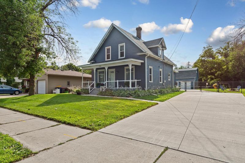 700 9th Ave SW, Faribault, MN 55021