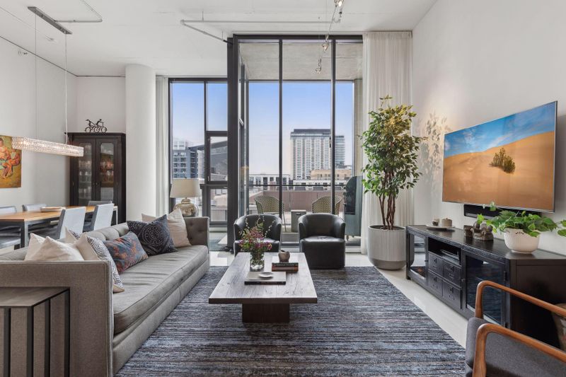 750 S 2nd St #604, Minneapolis, MN 55401