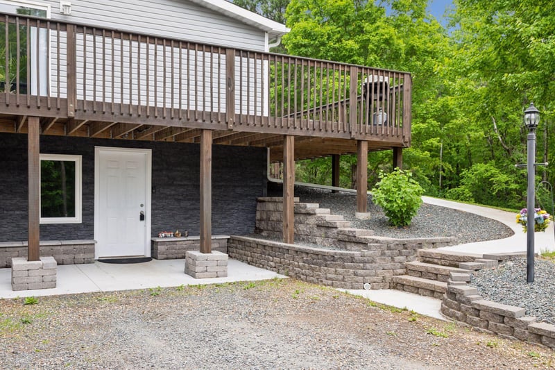 1524 Mulberry St, Taylors Falls, MN 55084