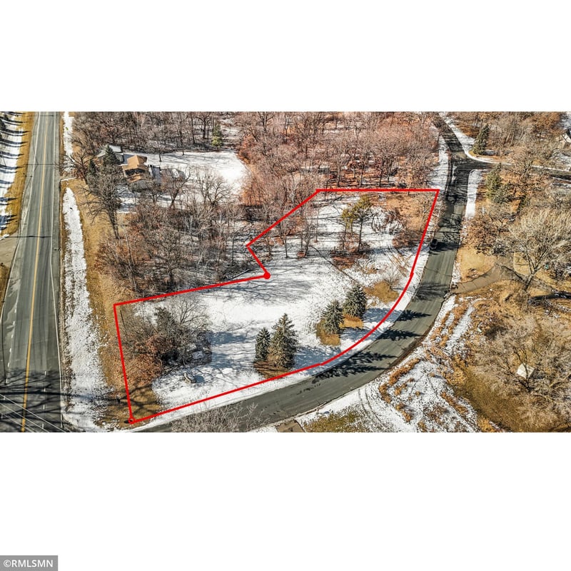 84xx Ironwood Trl, Chisago City, MN 55013
