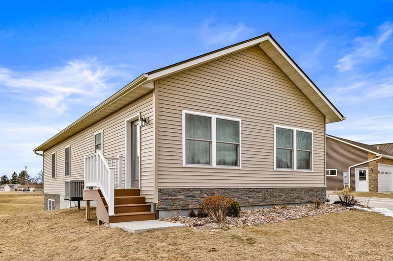 23375 Cherrywood St, Independence, WI 54747