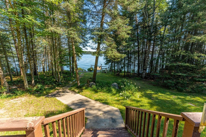 8317 Soderholm Beach Rd, Cook, MN 55723