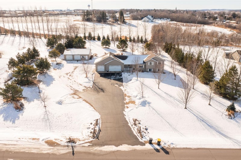 17365 426th St, Holdingford, MN 56340