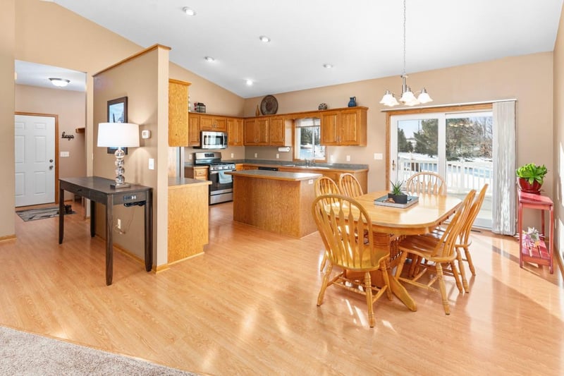 17365 426th St, Holdingford, MN 56340