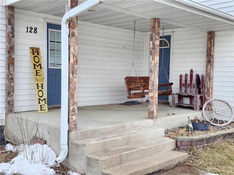 128 S White St, Fall Creek, WI 54742