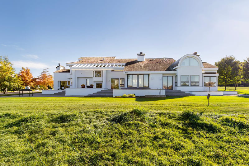 1545 Hunter Dr, Medina, MN 55391