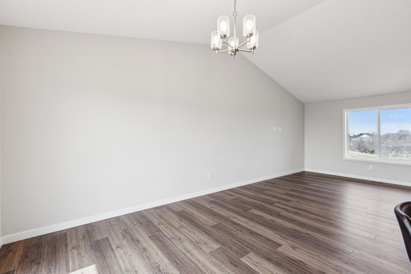 8205 Natures Edge Rd, Clear Lake, MN 55319