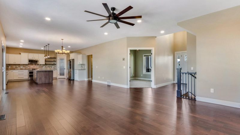 3982 Highview Dr, Eau Claire, WI 54703
