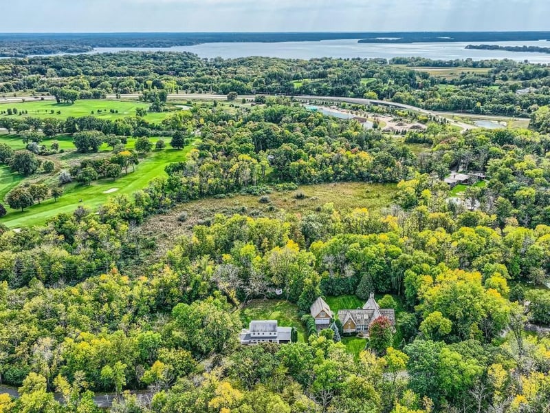 625 Old Long Lake Rd, Orono, MN 55391