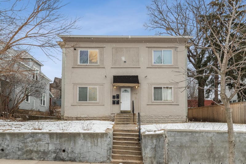 2506 Dupont Ave N, Minneapolis, MN 55411