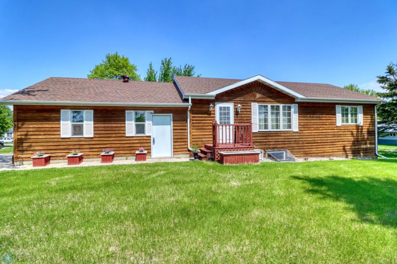 518 2nd St, Hawley, MN 56549