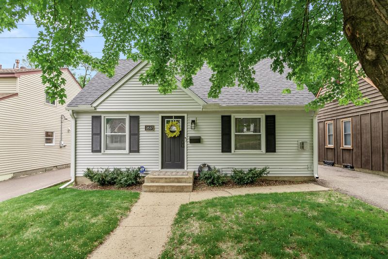 2837 Brunswick Ave S, Saint Louis Park, MN 55416