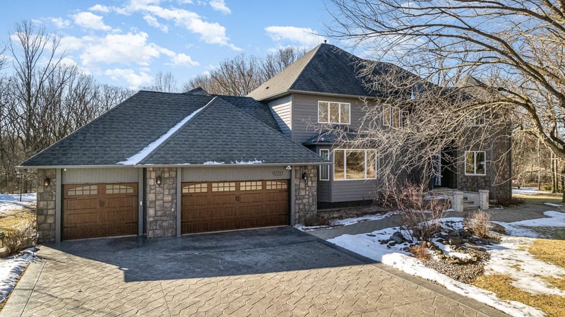 9220 164th Ln NW, Anoka, MN 55303