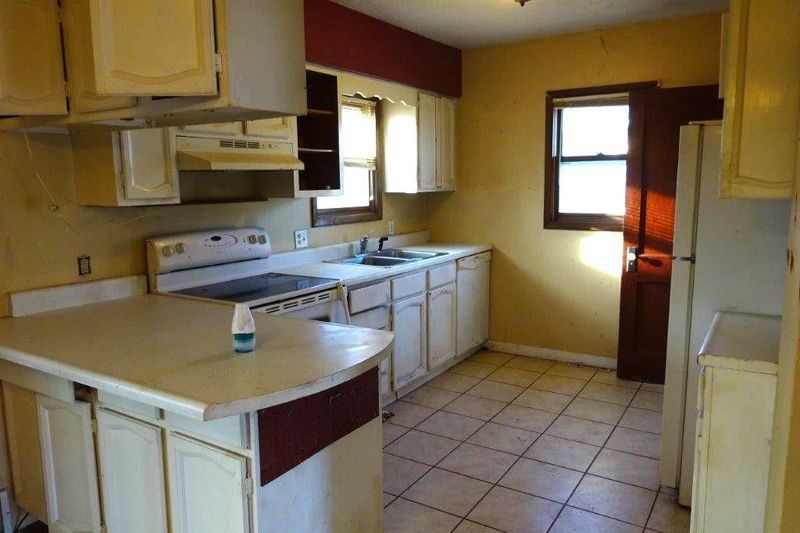 22653 Main St, Ettrick, WI 54627