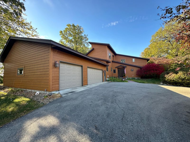 7641 Long Lake Rd, Willmar, MN 56201