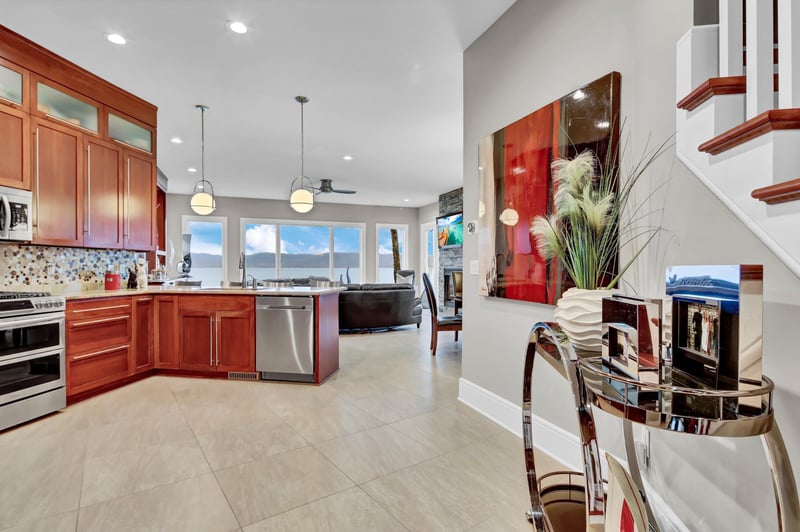402 N Franklin St, Lake City, MN 55041