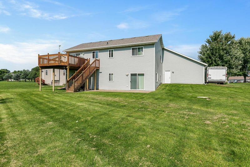 108 Tyler Ct, Saint Stephen, MN 56375