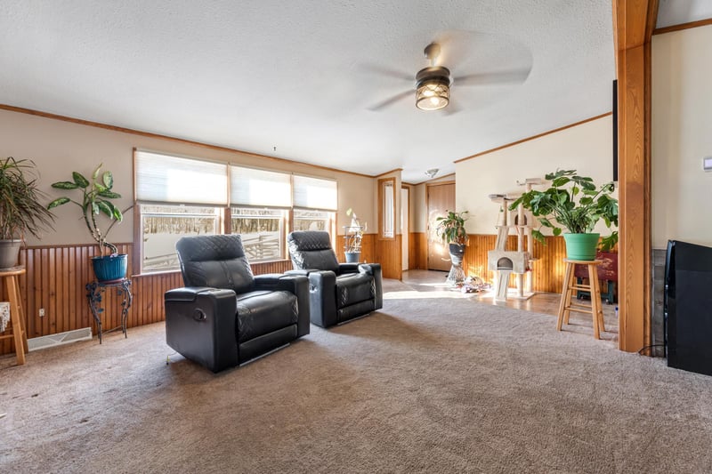 852 15th St, Clayton, WI 54004
