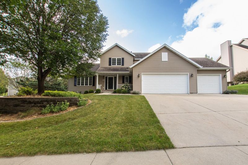 1900 11th St SW, Rochester, MN 55902