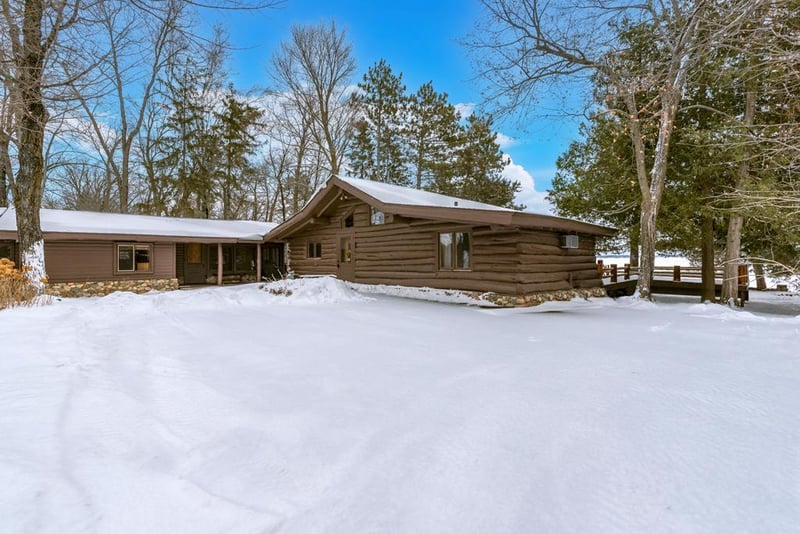 9060 Pebble Beach Rd, Nisswa, MN 56468