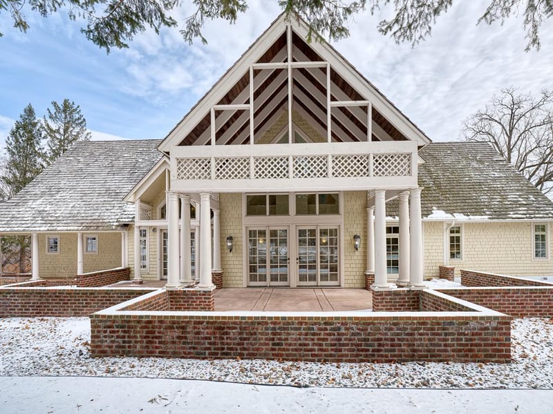 2385 Cherrywood Rd, Minnetonka, MN 55305