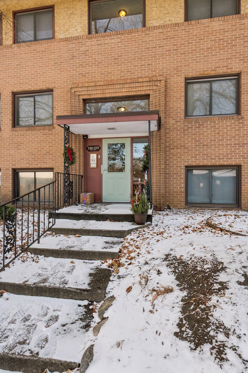 2351 Unity Ave N #2351, Golden Valley, MN 55422