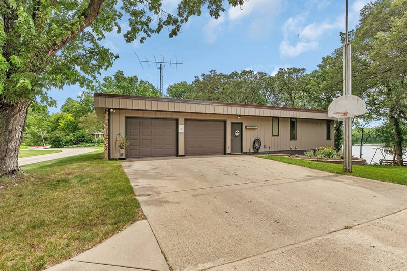7019 47th Ave SE, Saint Cloud, MN 56304