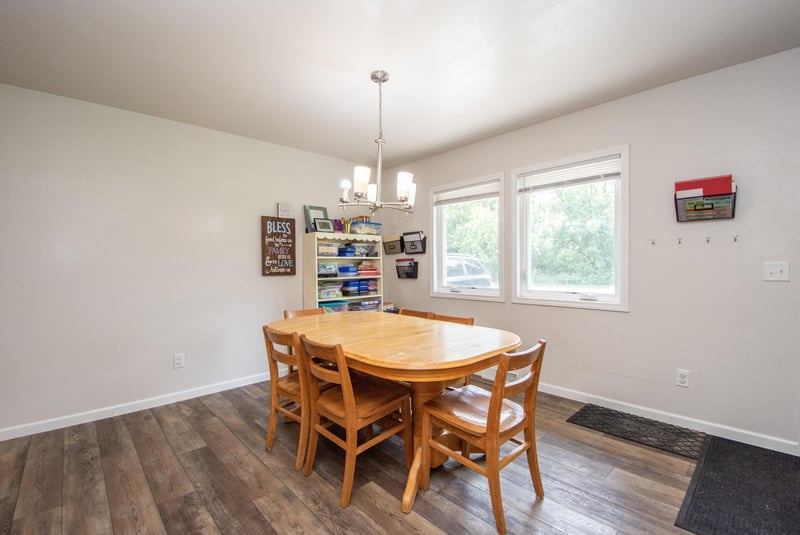 107 1st St, Campbell, MN 56522