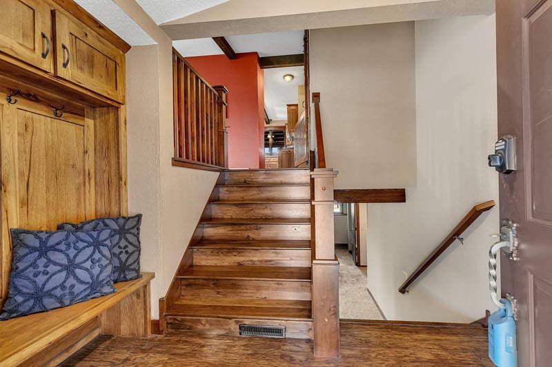 111 Main St, Holdingford, MN 56340