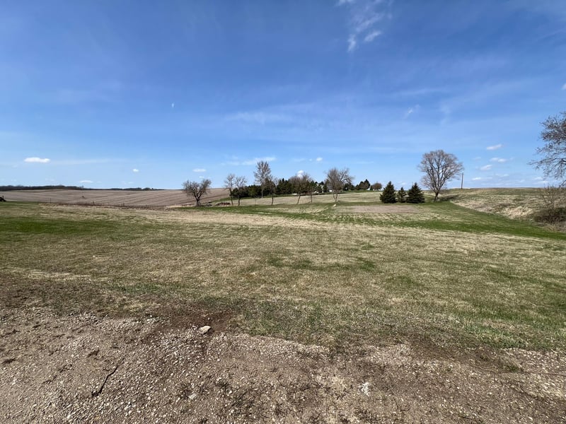 56205 County Road 86, Plainview, MN 55964