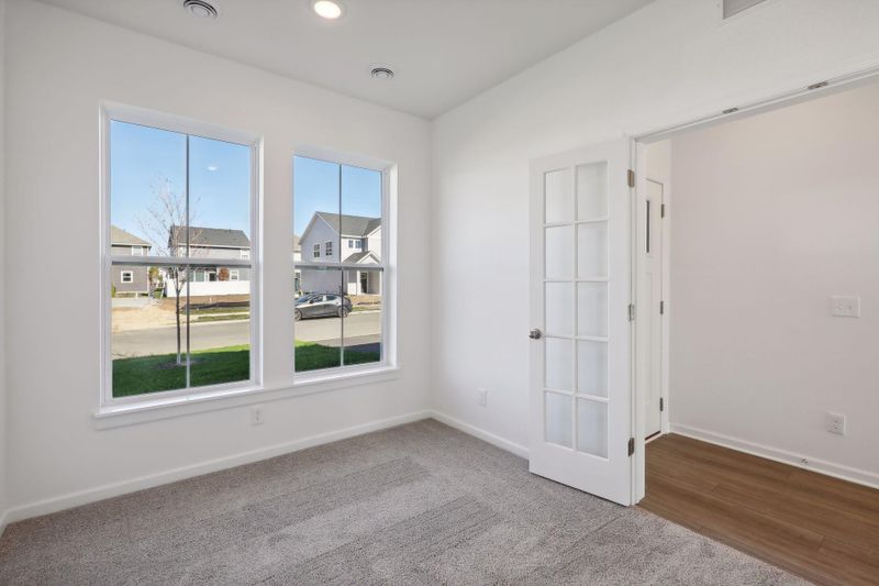 15052 Ardgillan Rd, Rosemount, MN 55068