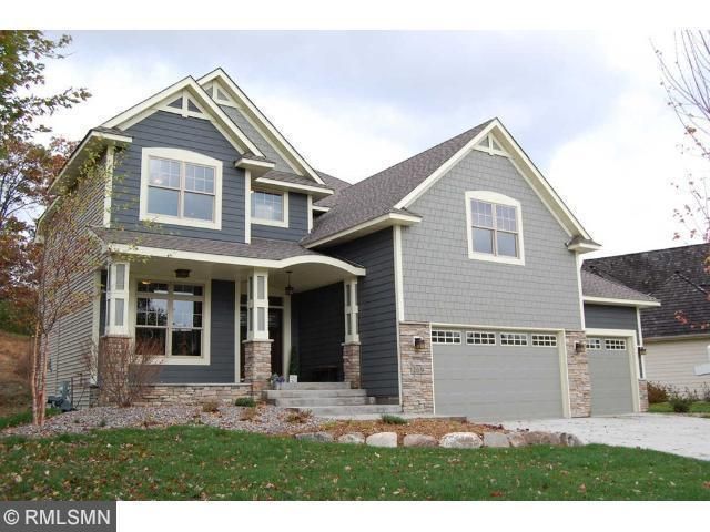 2044 Eldridge Street W, Roseville, MN 55113