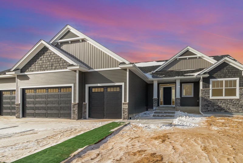 21106 Tippecanoe, East Bethel, MN 55011