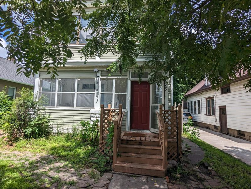 283 Front Ave, Saint Paul, MN 55117