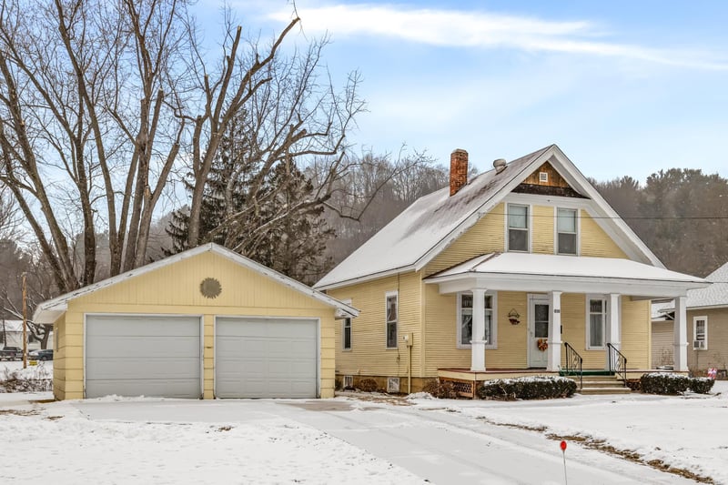 212 1st St, Plum City, WI 54761