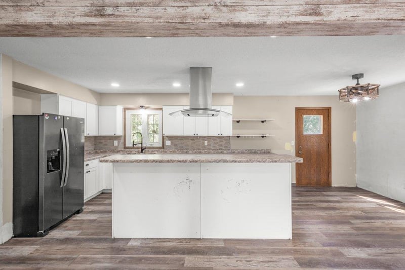 230 NW 5th St, Pennock, MN 56279