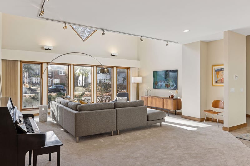 2812 Sunset Blvd, Minneapolis, MN 55416