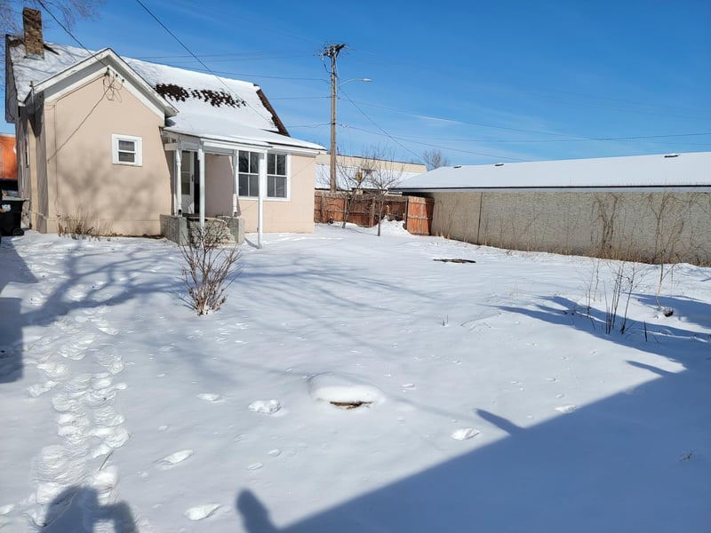 414 Western Ln, Anoka, MN 55303