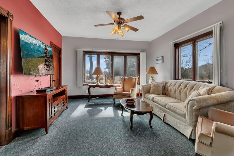 1627 Wall Ave, Bock, MN 56313