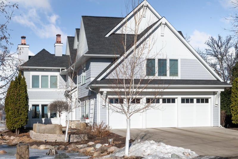 60 W Point Ave, Excelsior, MN 55331