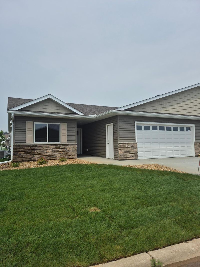426 Fawn Rn, Kenyon, MN 55946