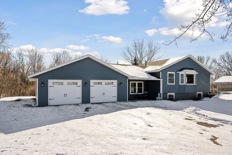 5878 County Road 7 SW, Howard Lake, MN 55349