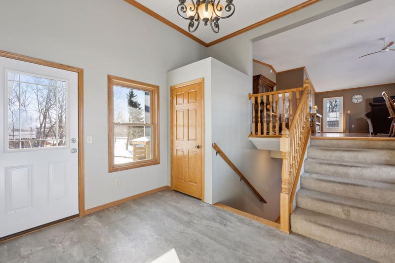 5878 County Road 7 SW, Howard Lake, MN 55349