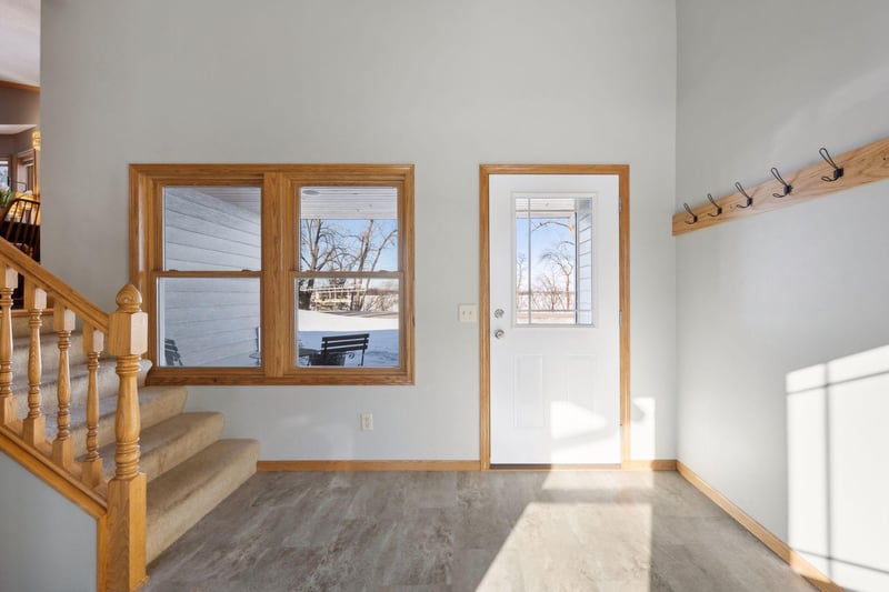 5878 County Road 7 SW, Howard Lake, MN 55349