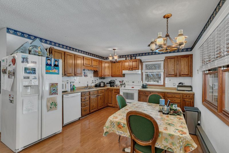 18089 Delaware Ln, Paynesville, MN 56362