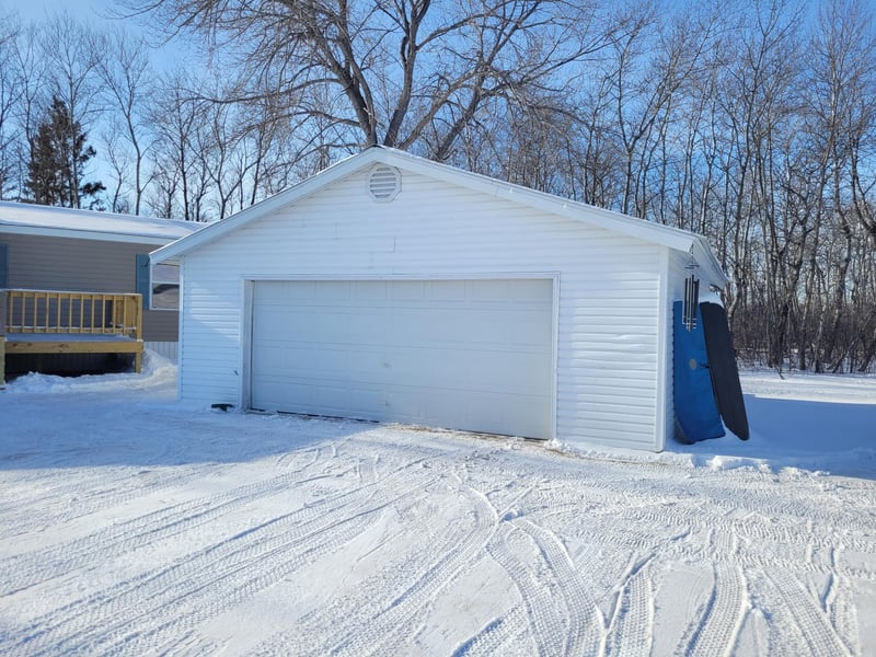 13508 310th St NW, Newfolden, MN 56738