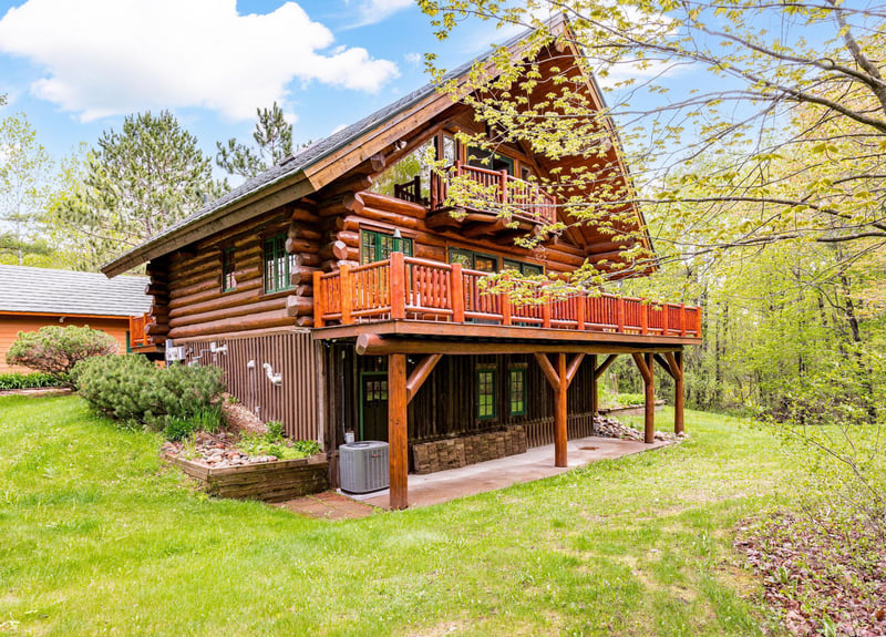 1209 S Oak St, Cloquet, MN 55720