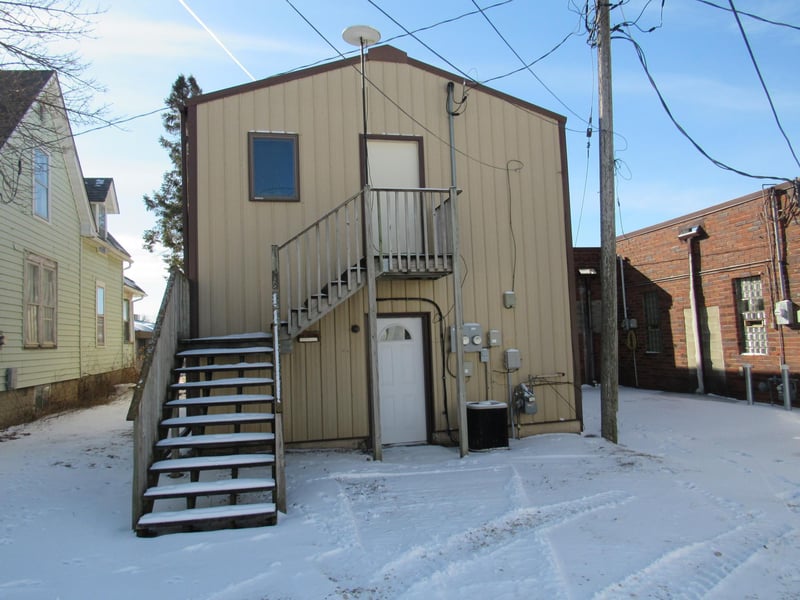 111 E 7th St, Blue Earth, MN 56013